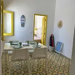 Casa Da Em A 50 Metros Da Olhos de Agua (Albufeira)